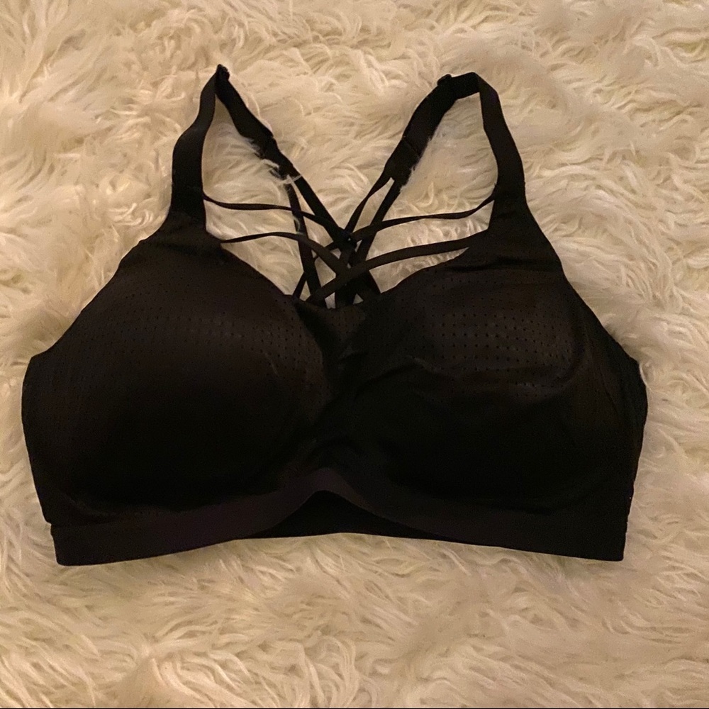 Vsx stores bra